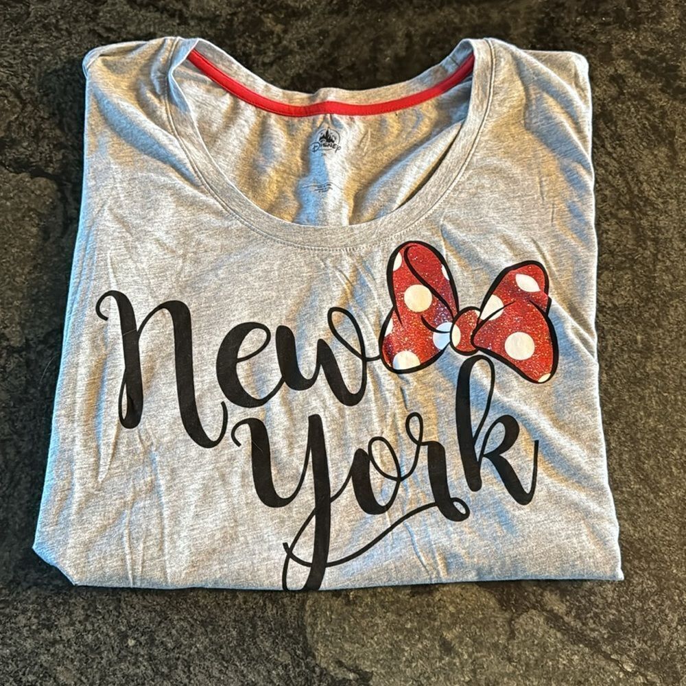 DISNEY Minnie bow with NYC skyline t shirt - Picture 8 of 8